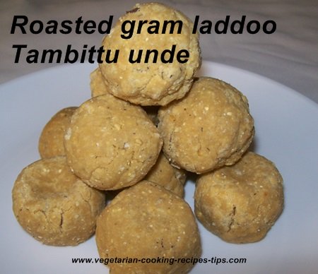 Roasted gram laddoo tambittu unde recipe is from Karnataka where it is known as hurigadale tambittu unde or puthani tambittu. This festival sweet is part of nagpanchami and ganesh festival foods.