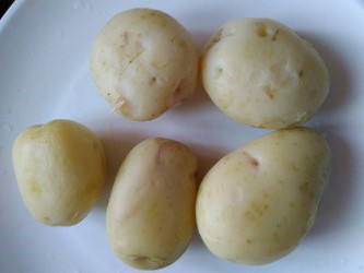 boiled potatoes - aloo