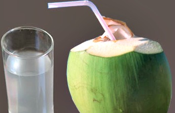 Tender coconut water / juice