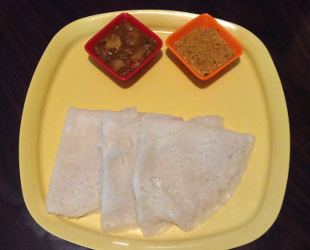 Neer dosa or ghavan is a gluten free crepes  recipe made with rice flour. It is a breakfast recipe from Karnataka. It is known as ghavan in Konkan area of Maharashtra.