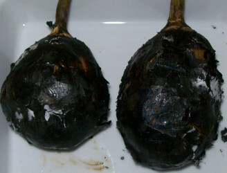 Roasted eggplant with skin