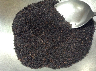 roasting black til - sesame seeds