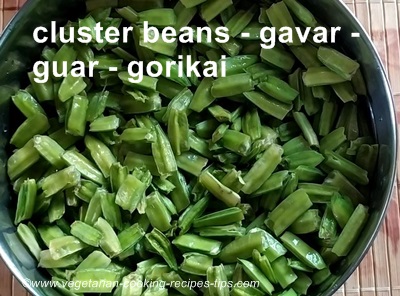 cluster beans/gavar,threads removed and broken by hand