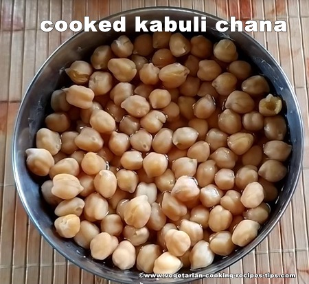cooked chickpeas - garbanzo beans